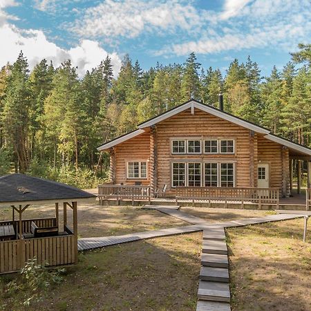 Holiday Home Valkealammi By Interhome Vehmainen Bagian luar foto